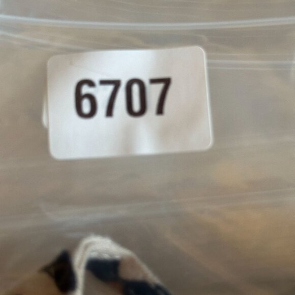 eeSome Shift Dress Womens Size Large Beige Leopard Print V Neck Knit Stretch - Picture 10 of 10